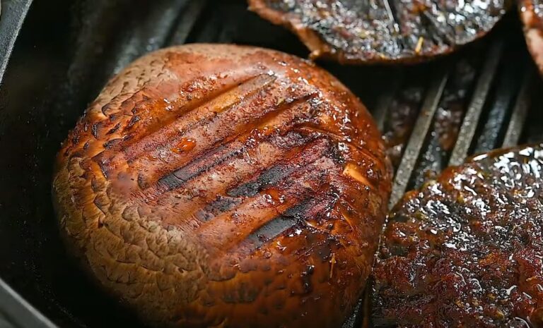 Can You Eat Mushrooms Raw - The Risks and Rewards